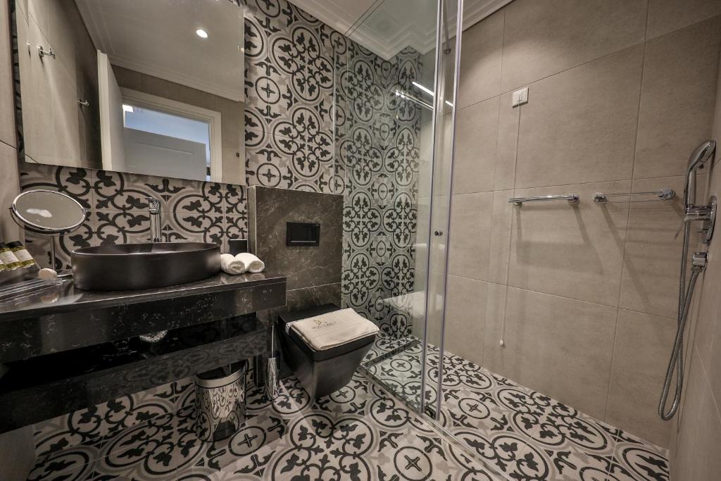 Beach Walk Luxury Suites - 18