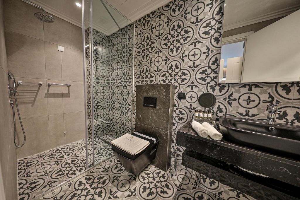 Beach Walk Luxury Suites - 19