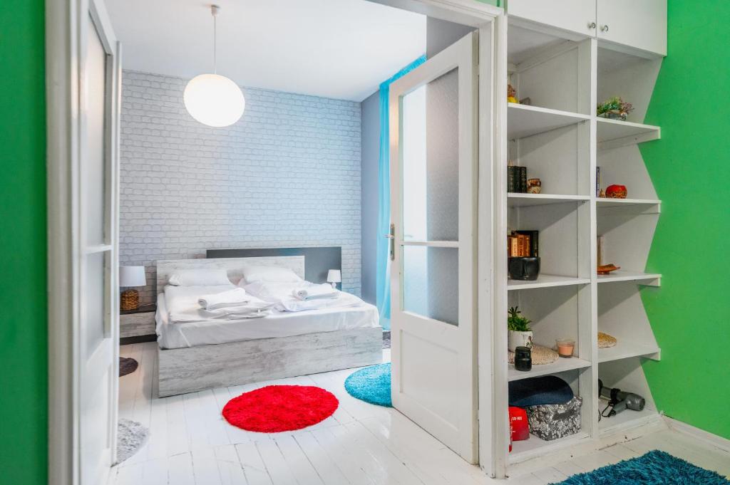 2BD flat near Serdica II station