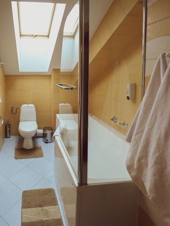 Koupelna v ubytování Hotel Residenz