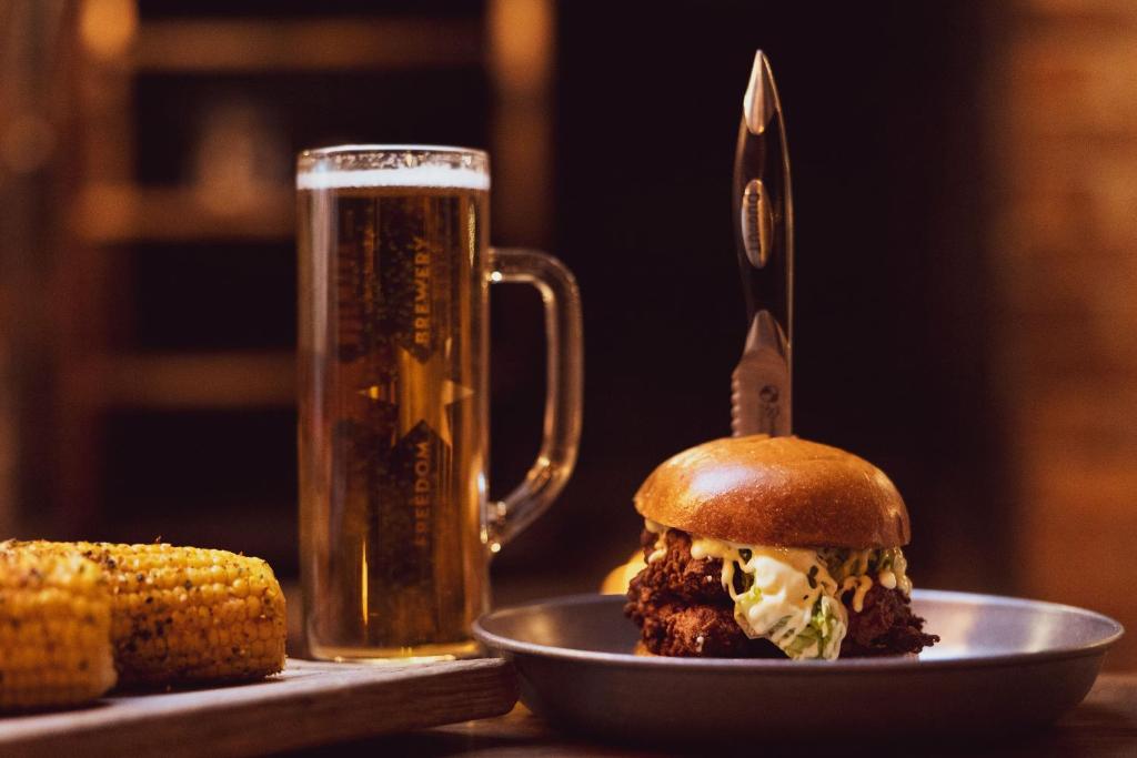 Hotel Indigo - Exeter by IHG - Resim 15