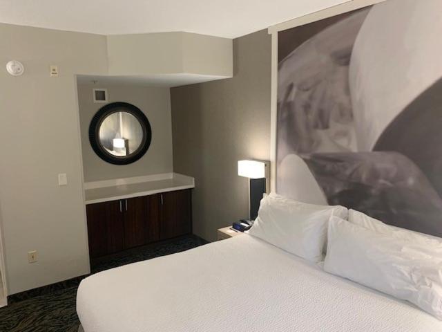 Courtyard by Marriott Hickory photo