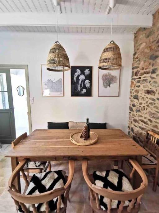 Fotografia z galérie ubytovania Charmante maison de bord de mer au cœur de Perros guirec v destinácii Perros-Guirec