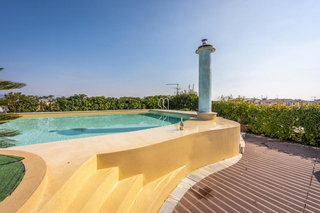 Picture of 3-bedroom penthouse for sale €1.885.000 No5448694 in Limassol ...