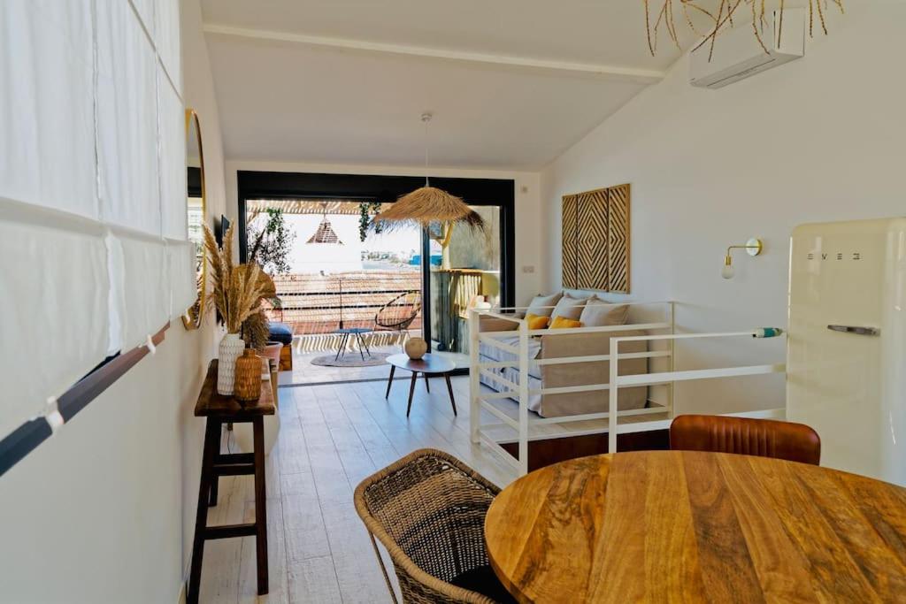 Posedenie v ubytovaní Maison bohème au bord de l'eau