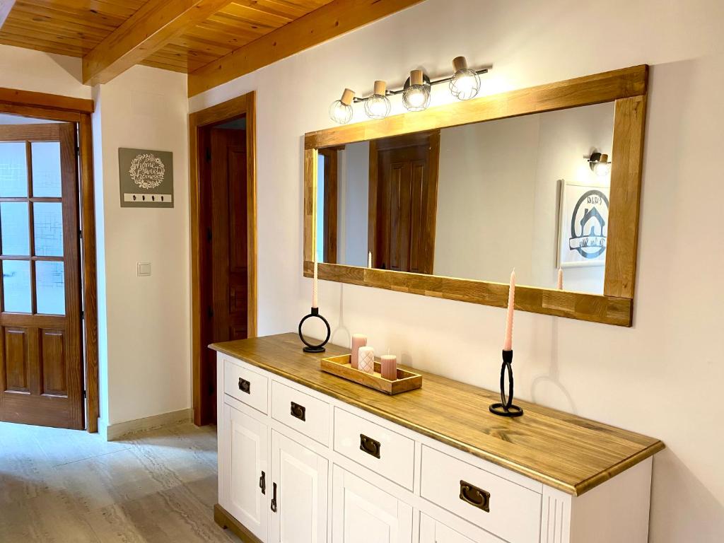 Casa De Los Silos - Two-Bedroom House