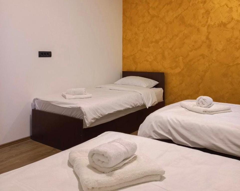 Postel nebo postele na pokoji v ubytování Apartmani Bosfor