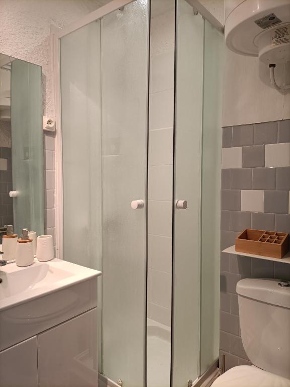 Kúpeľňa v ubytovaní Charmant Appartement Bord de mer