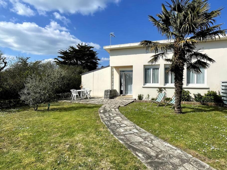 Κήπος έξω από το Le Clos du Golfe