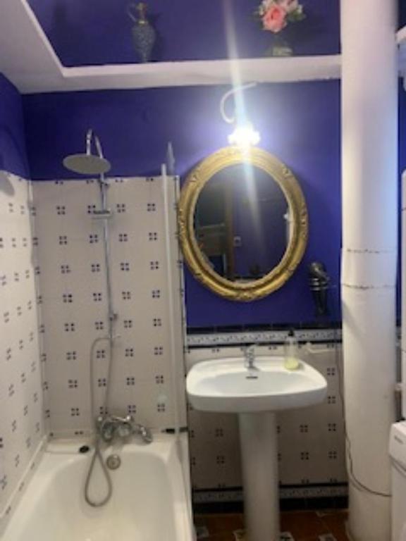 Koupelna v ubytování Casa Notari Congost de Montrebei