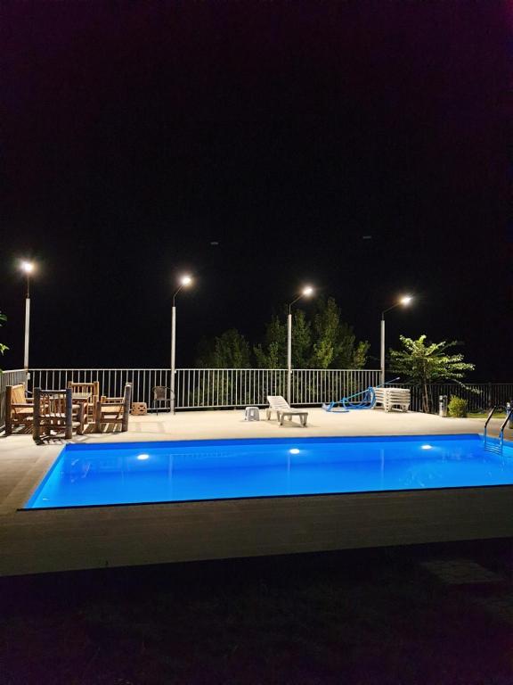 The swimming pool at or close to Villa Armazi