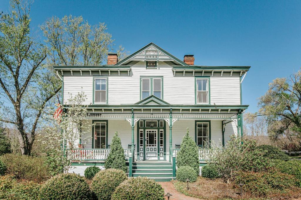 Afton Mountain Inn, Afton (updated prices 2024)