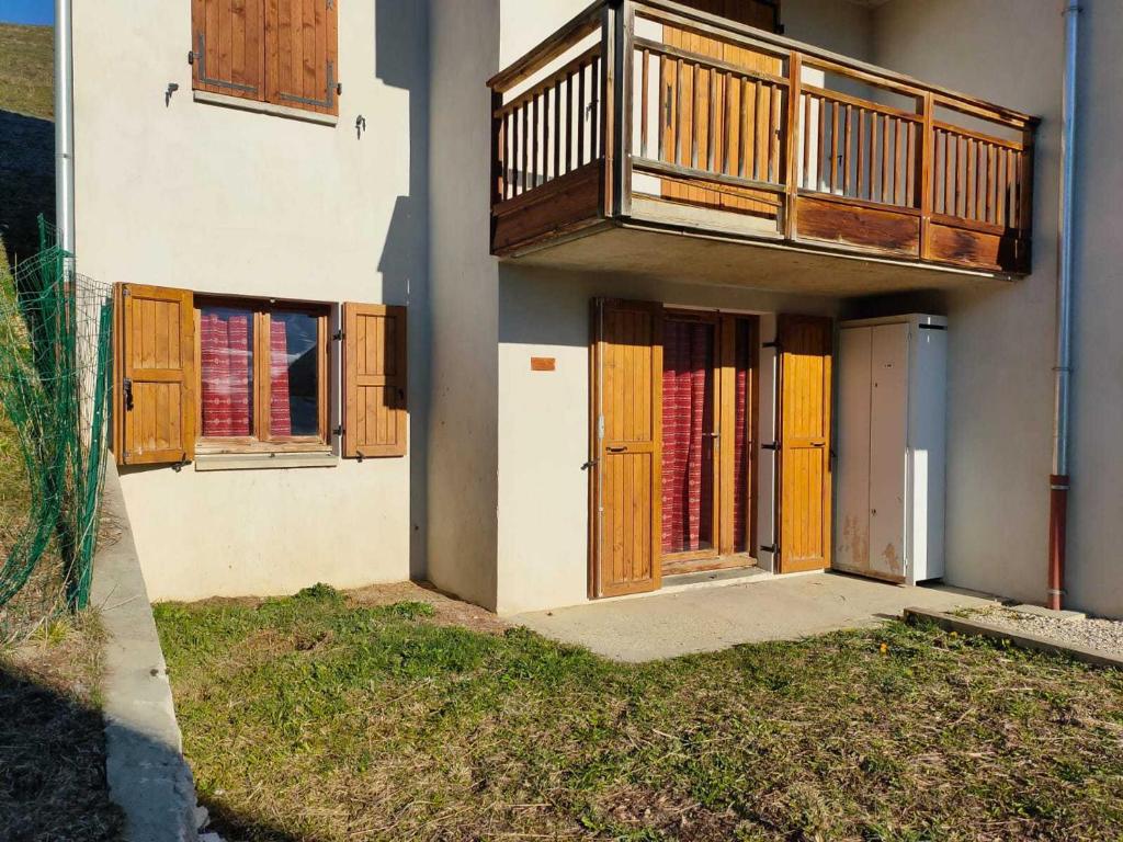 Budynek, w którym mieści się apartament