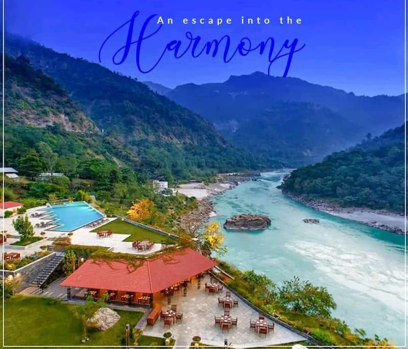 uma fuga para a harmonia uma fuga para a harmonia em Aloha on the Ganges 2BHK Ganga view Apartment by Almost Heaven em Rishikesh