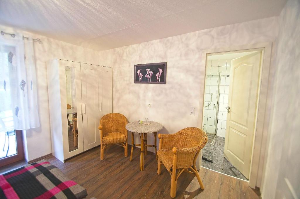 Pension Belzer - Tweepersoonskamer Met Terras