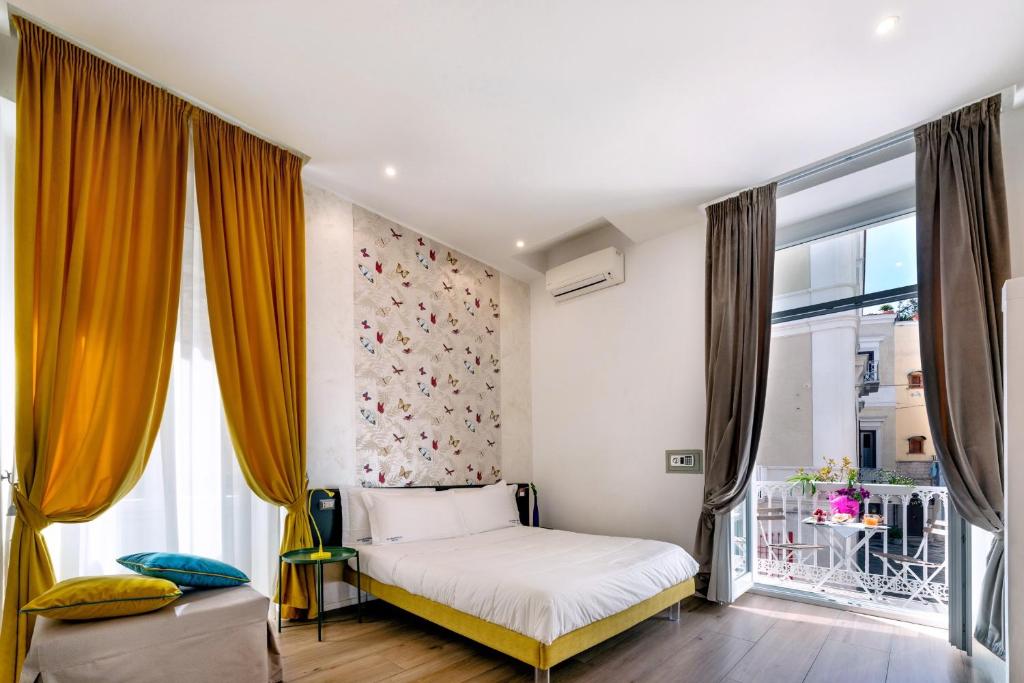 A bed or beds in a room at Le Marinelle Aff Trani