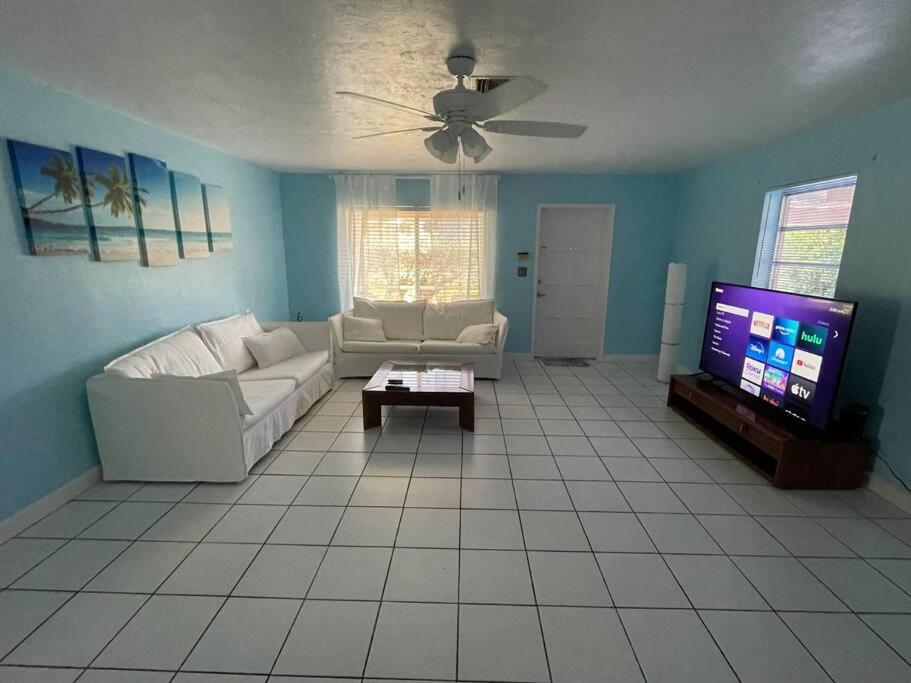 Lighthouse Cottages, Pompano Beach (updated prices 2024)