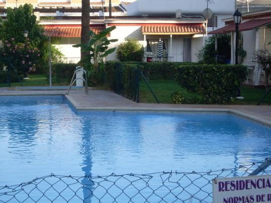 Basen w obiekcie Bungalow Aloha Torres lub w pobliżu