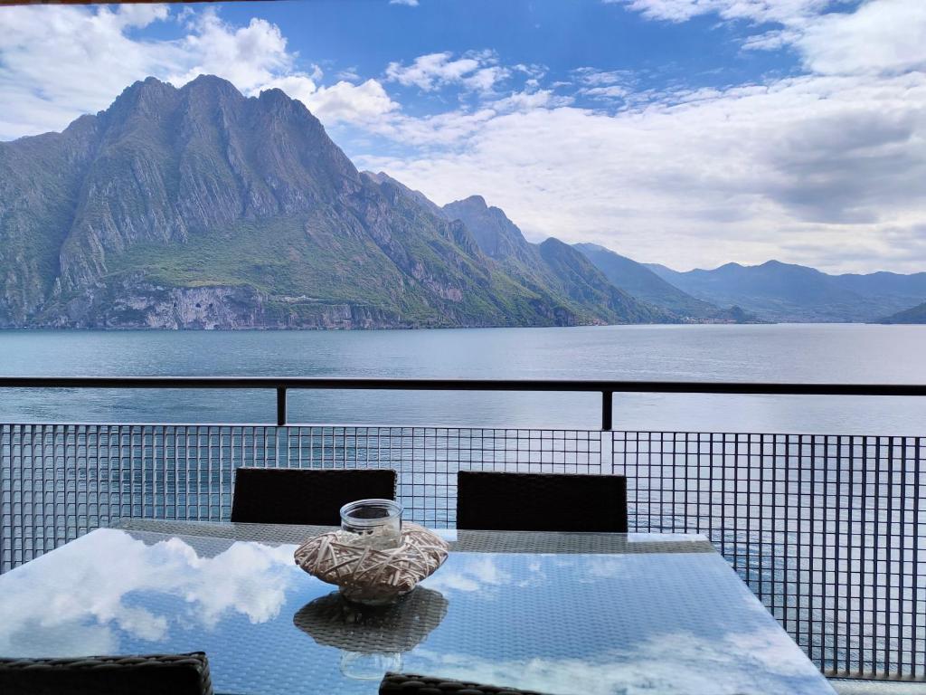 IseoLakeRental Casa Trentapassi, Riva di Solto (updated prices 2024)