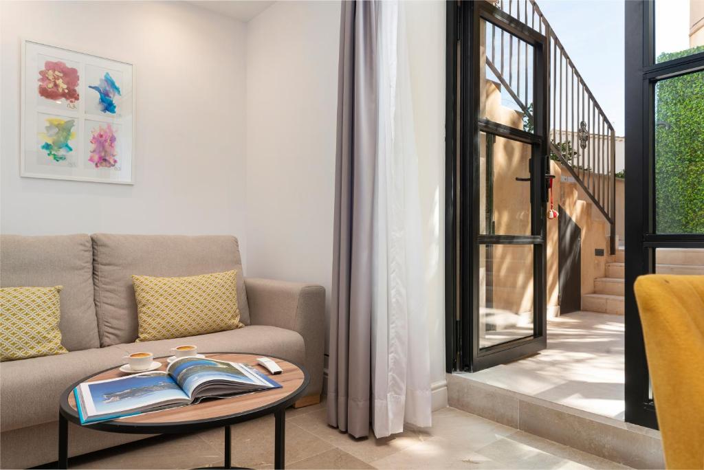 Hotel Can Quetglas - Resim 26