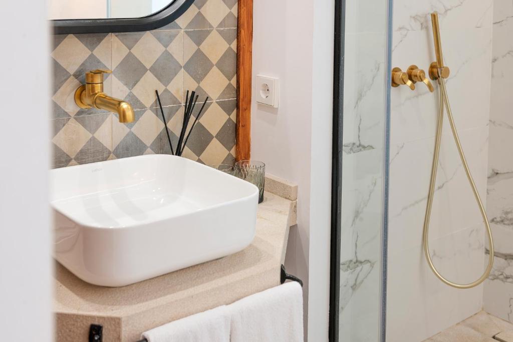 Hotel Can Quetglas - Resim 29