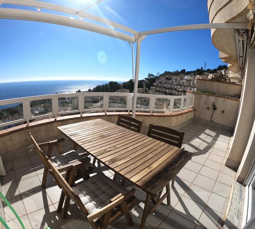 Balkón alebo terasa v ubytovaní Lovely apartment with sea view