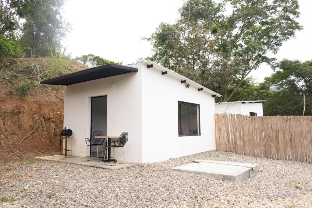 Hoone, kus the luxury tent asub