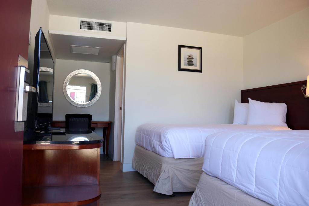 Willcox Extended Inn and Suites photo