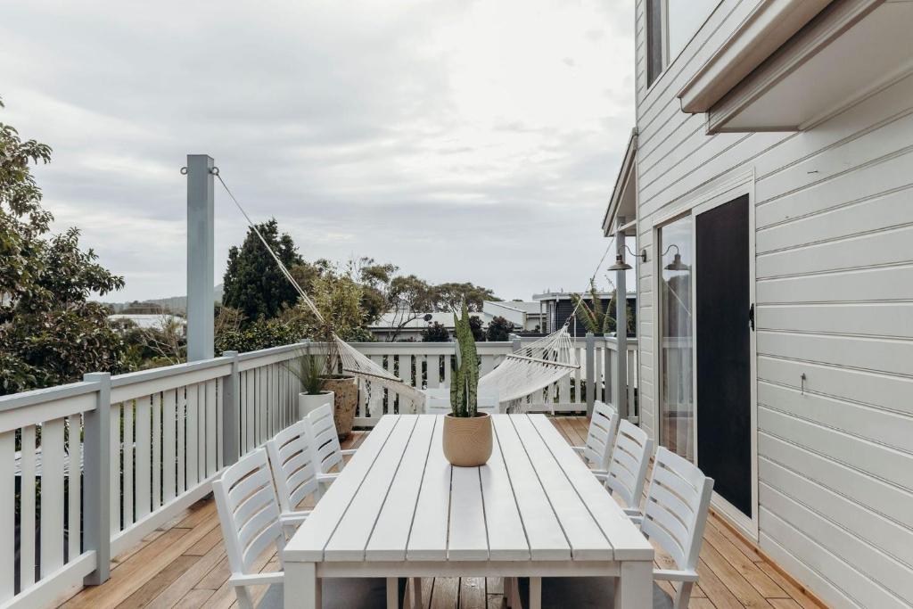 Holiday home The Pines at Fingal Bay 27 Bent Street, Australia