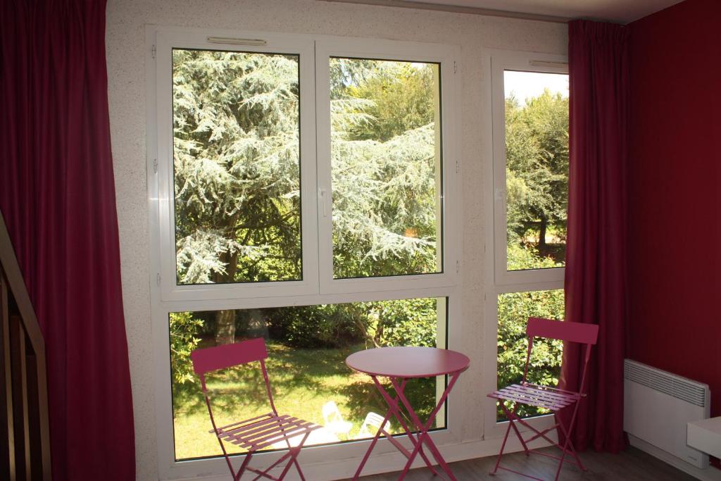 Logis Latitude Ouest Hôtel Restaurant & Spa - Klassieke Vierpersoonskamer