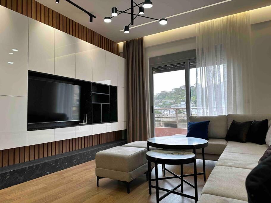 Luxury Proper Home - Imazhi 5