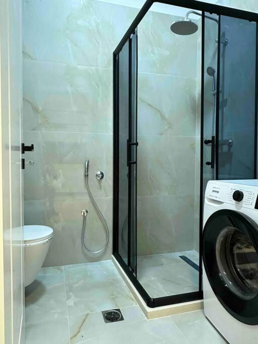 Luxury Proper Home - Imazhi 8