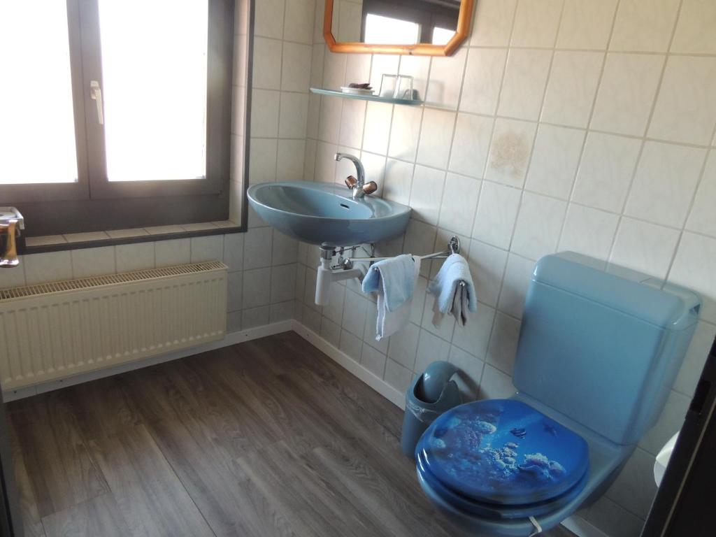 Fotografie z fotogalerie ubytování Hotel de la Gare v destinaci Cousset 
