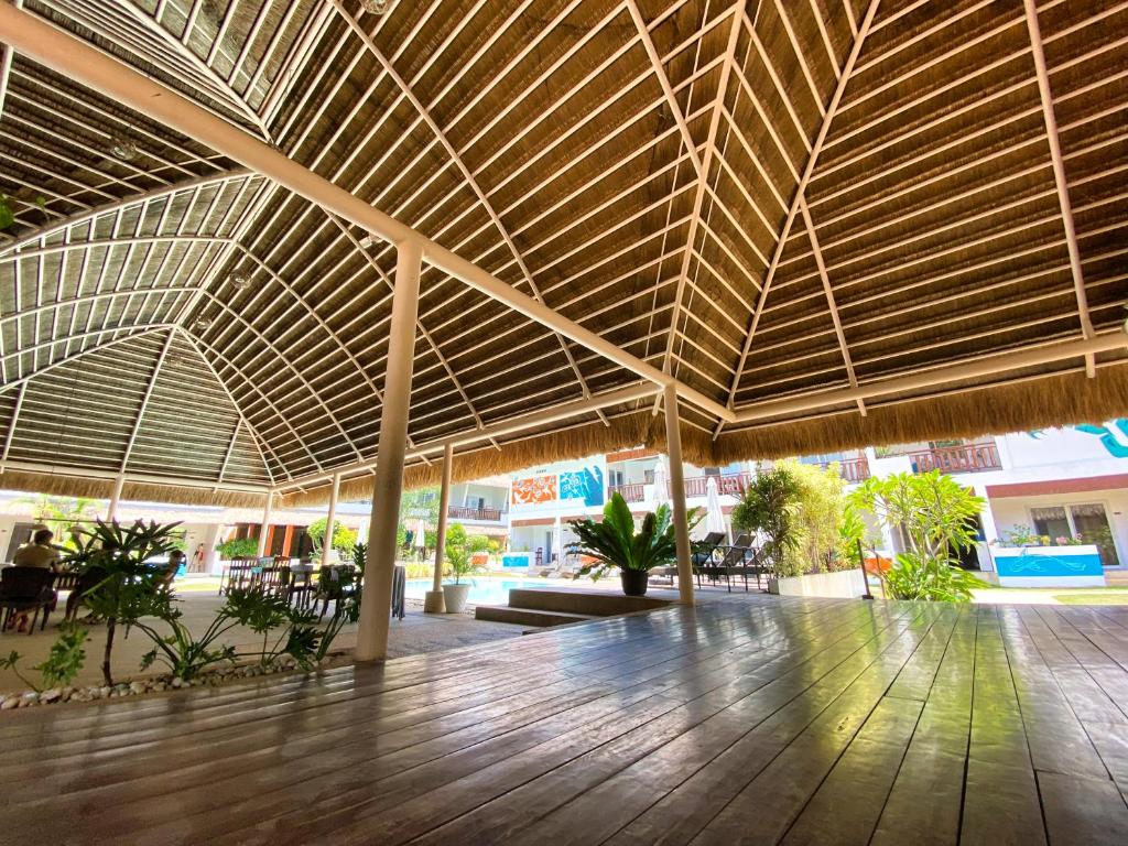 Bazén v ubytování Amihan Resort nebo v jeho okolí
