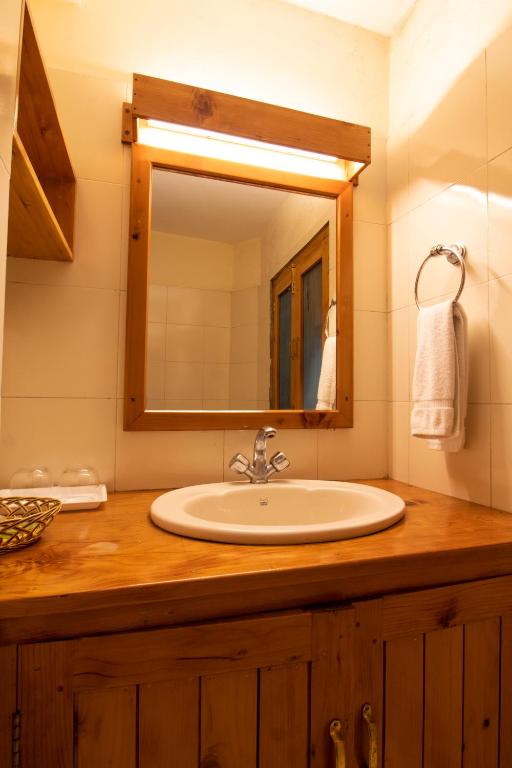 Koupelna v ubytování Holiday Home International -Vivaan Stays