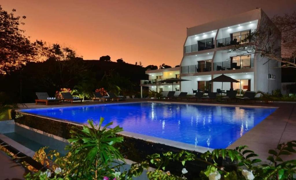 Booking.com: SUN HOTEL NOSYBE , Hell-Ville, 마다가스카르 . 지금 바로 예약하세요! Booking.Com: Sun Hotel Nosybe , Hell-Ville, 마다가스카르 . 지금 바로 예약하세요!