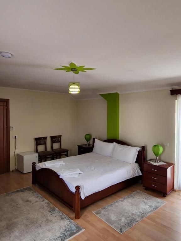 Postel nebo postele na pokoji v ubytování Guesthouse Bimbli