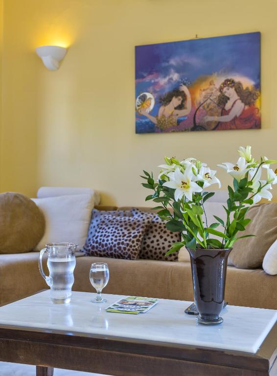 Posedenie v ubytovaní Daphnis Villas