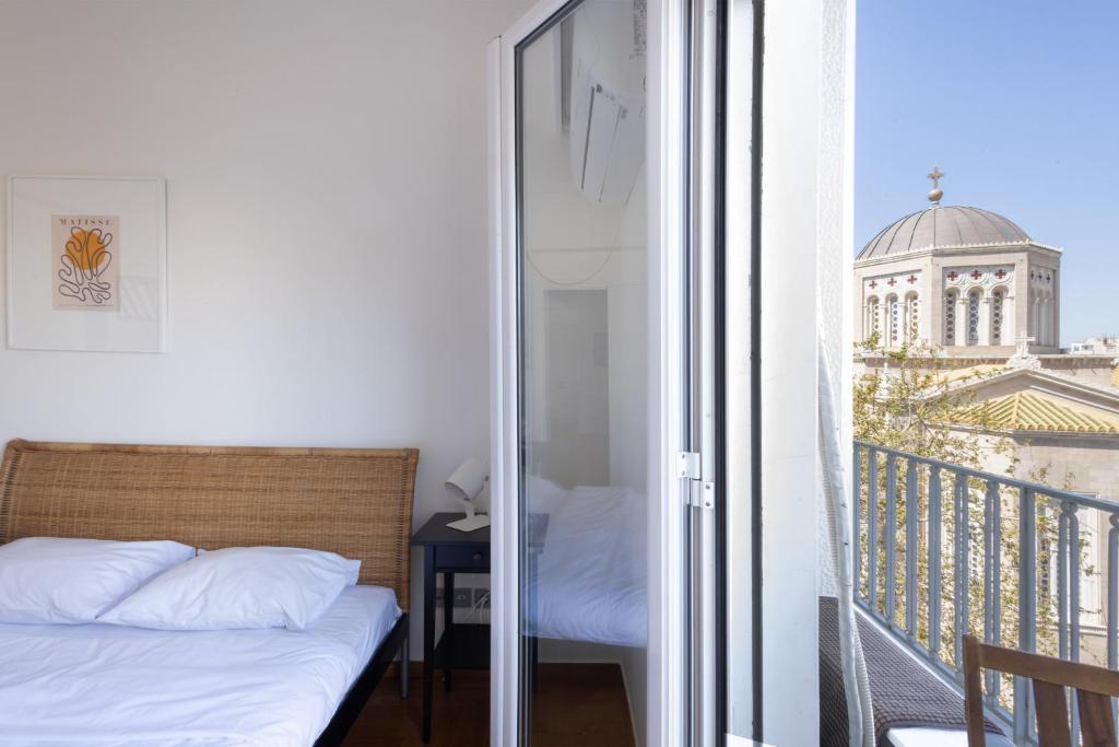 Posteľ alebo postele v izbe v ubytovaní 3 bdr Apt Incredible Acropolis View