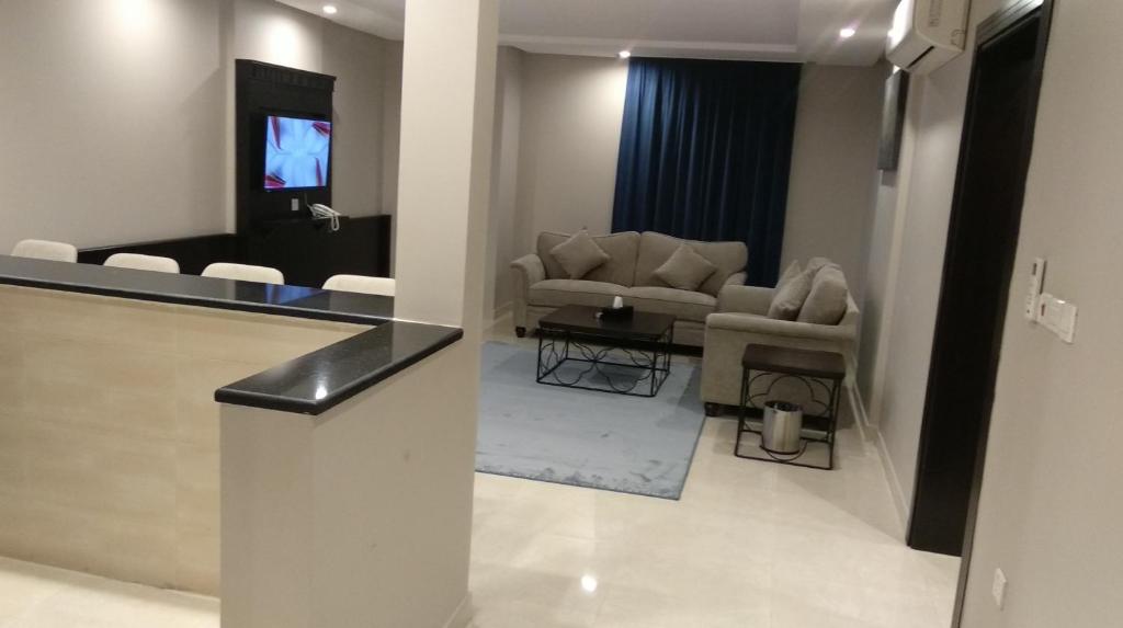 YAN APARTMENTS