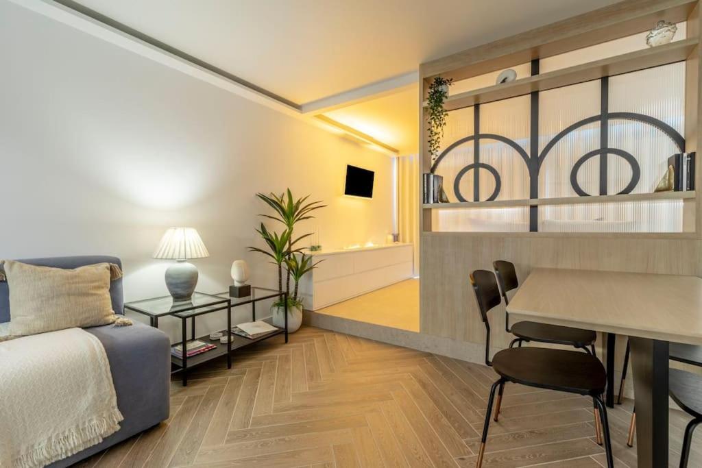 Romántico, Benidorm – Updated 2023 Prices