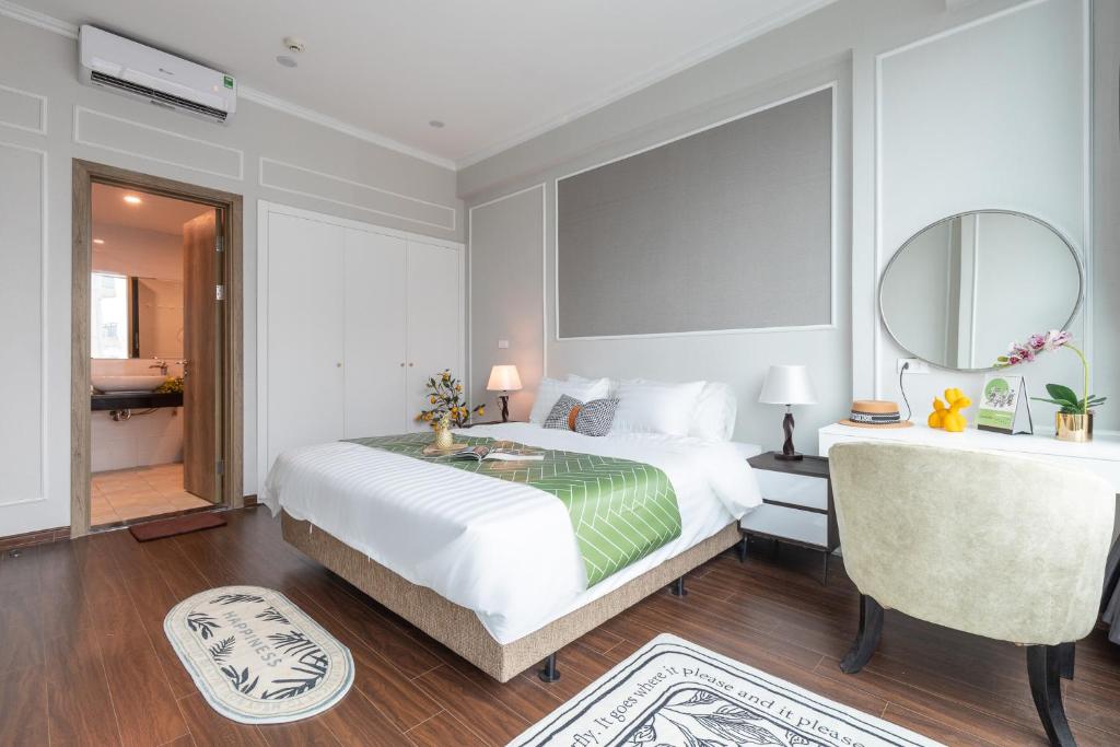 Postel nebo postele na pokoji v ubytování Ivy Hotel & Apartment - STAY 24h
