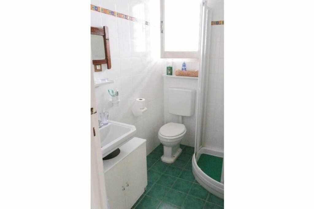 Zdjęcie z galerii obiektu Terrazza Vista Mare 3 camere 2 bagni w mieście Alghero