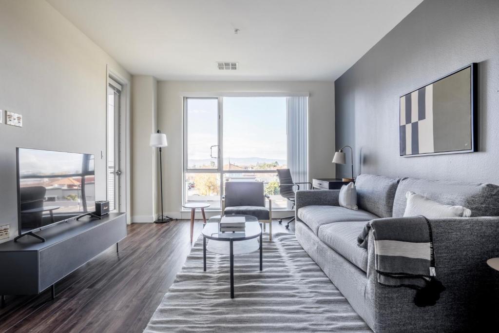 Gallery image of Santa Clara 1br w gym pool wd nr tech HQs SFO-1251 in Santa Clara