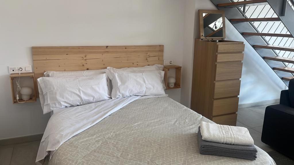 Posteľ alebo postele v izbe v ubytovaní Love Rent4 Málaga loft