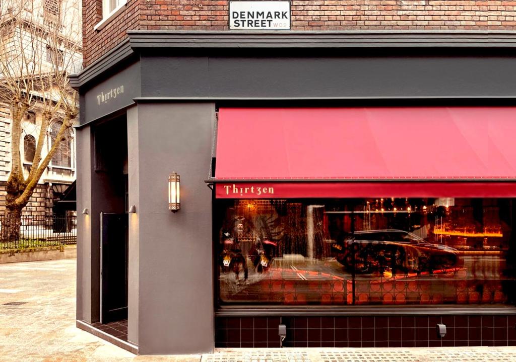 Chateau Denmark London - Resim 45