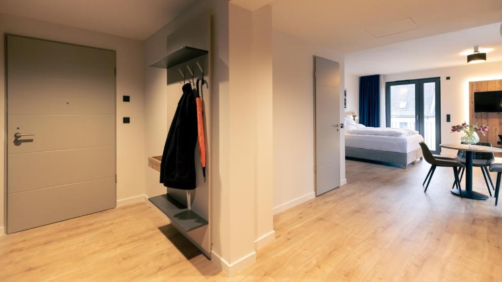 SpreeBlau Apartments - 9