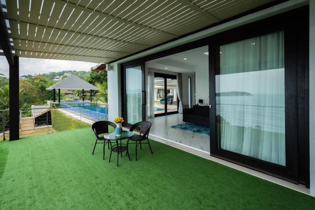 Bazén v ubytování Bluemango Pool Villa & Resort Koh Samui nebo v jeho okolí