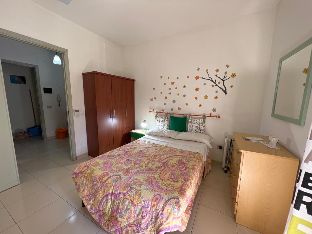Łóżko lub łóżka w pokoju w obiekcie Casa Il Papiro TRS-IT-SIC-20280