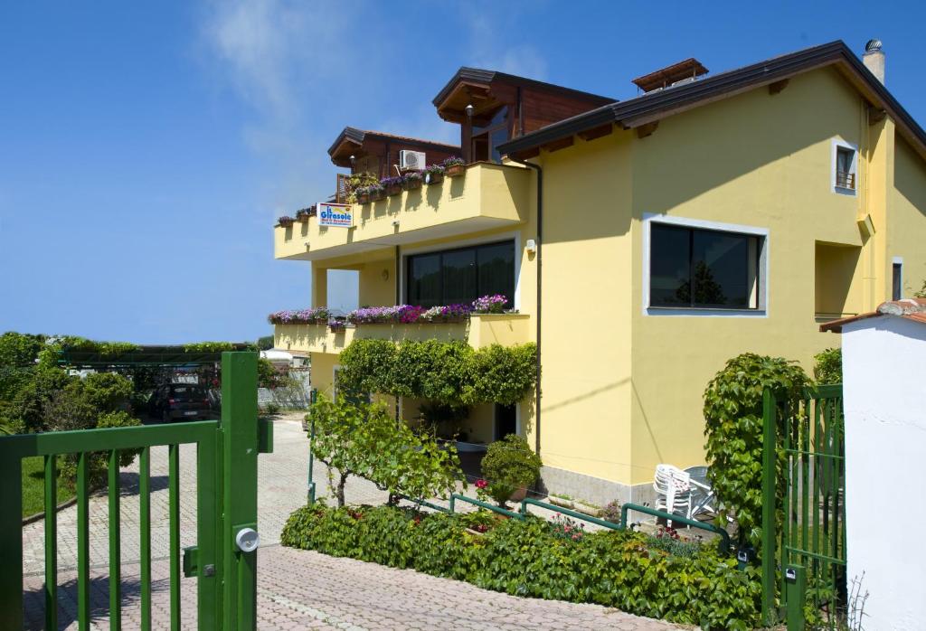 Budova, v ktorej sa ubytovanie bed & breakfast nachádza